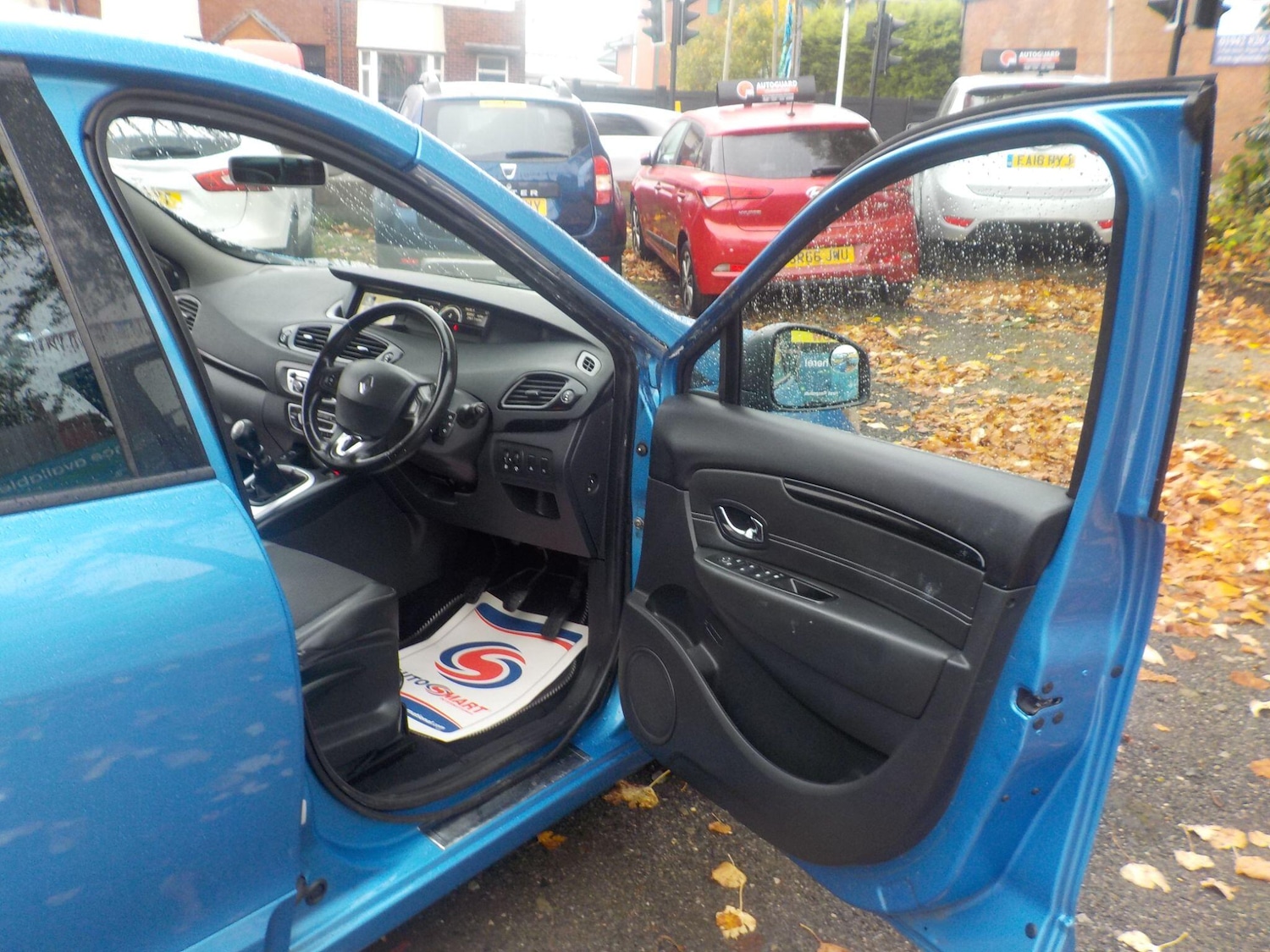 Used Renault Grand Scenic 2014 for sale - 76992029: Photo 19