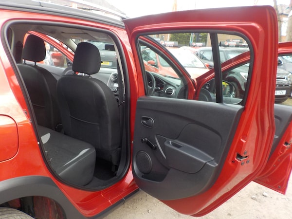 Used Dacia Sandero Stepway 2014 for sale - 74120419: Photo 20