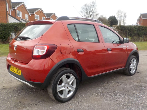 Used Dacia Sandero Stepway 2014 for sale - 74120419: Photo 5