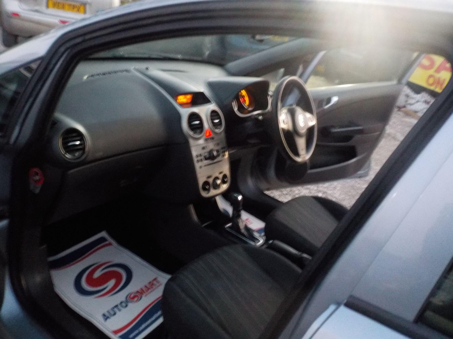 Used Vauxhall Corsa 2007 for sale - 77737925: Photo 11