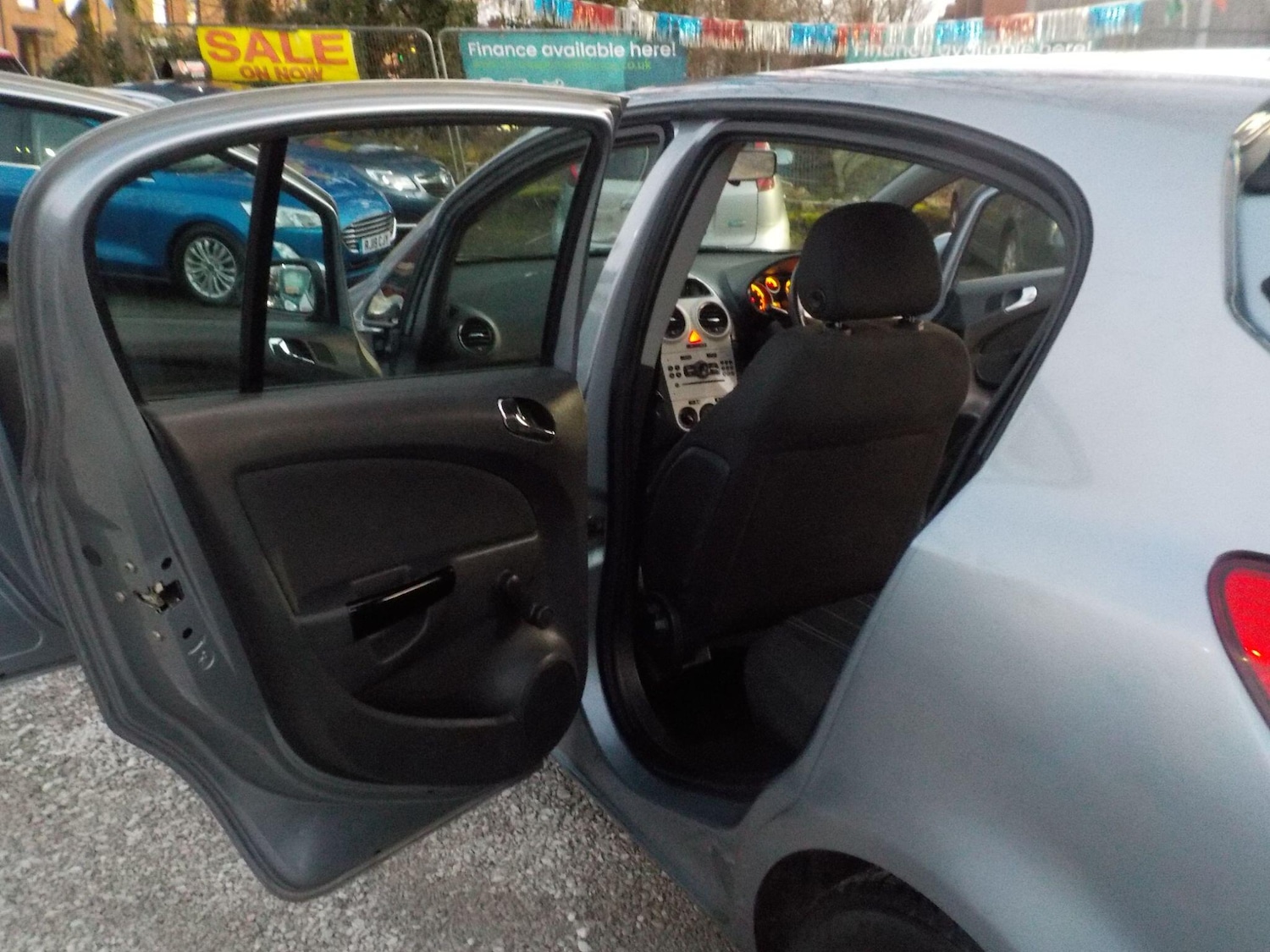 Used Vauxhall Corsa 2007 for sale - 77737925: Photo 26