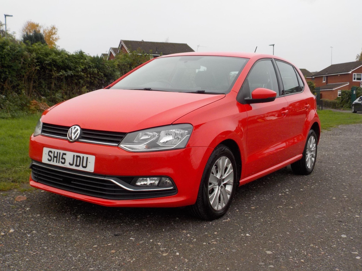Used Volkswagen Polo 2015 for sale - 76424172: Photo 1