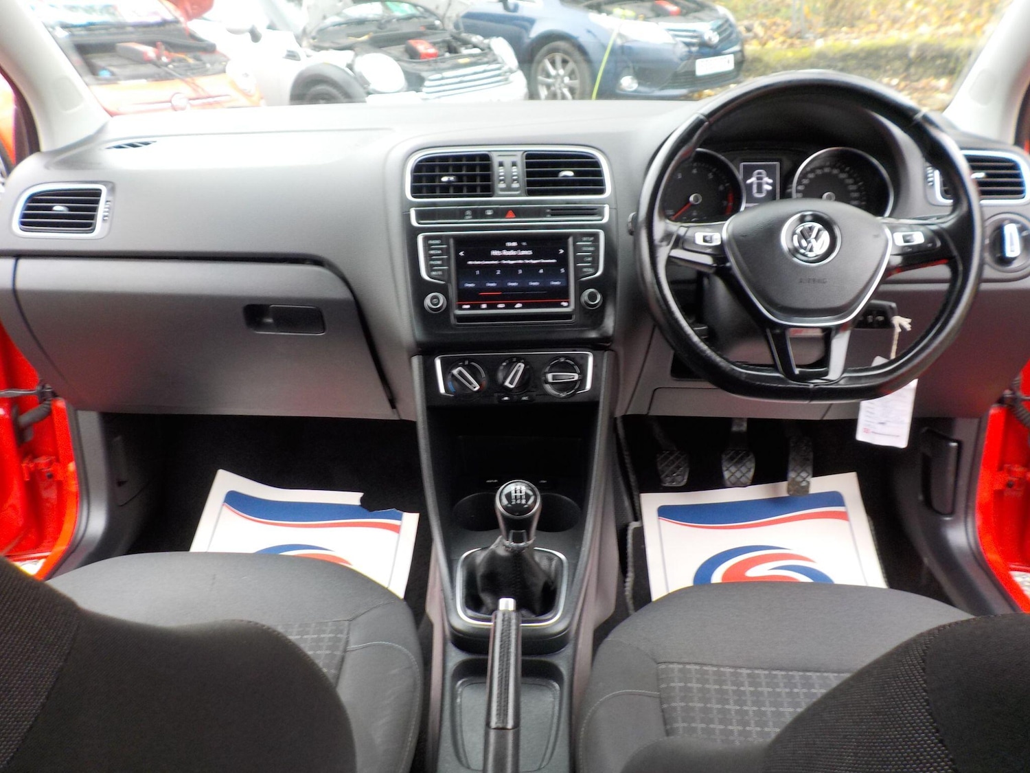 Used Volkswagen Polo 2015 for sale - 76424172: Photo 12