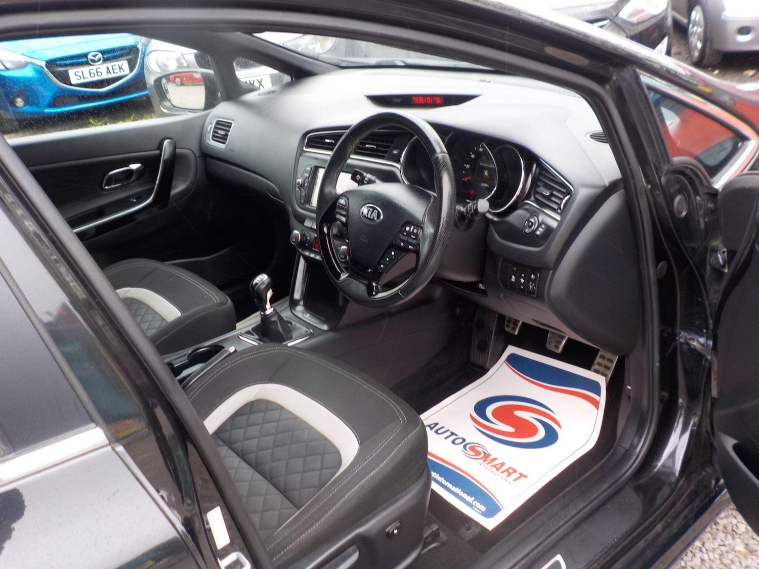 Used Kia Ceed for sale - 78185209: Photo 10