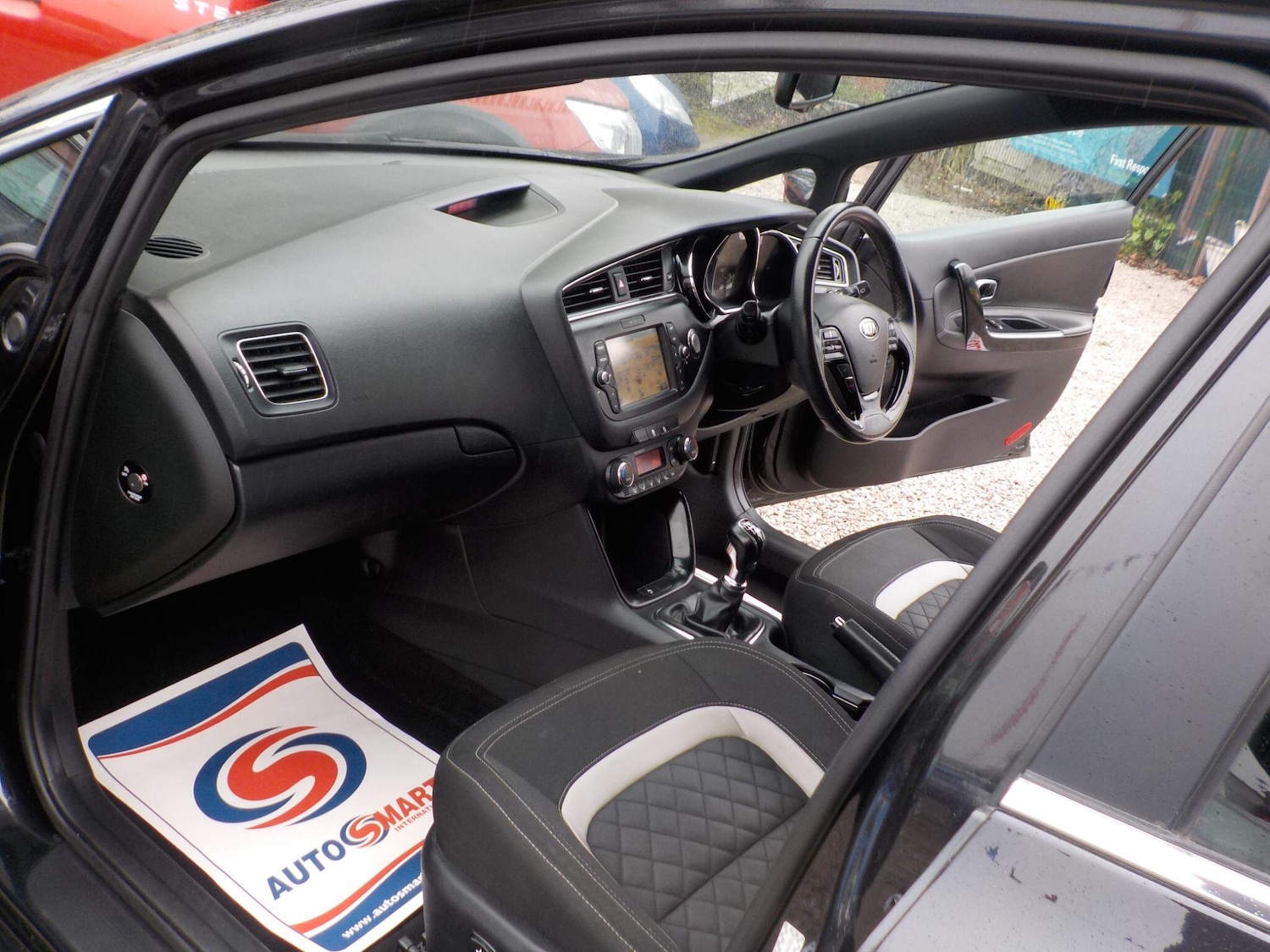 Used Kia Ceed for sale - 78185209: Photo 11