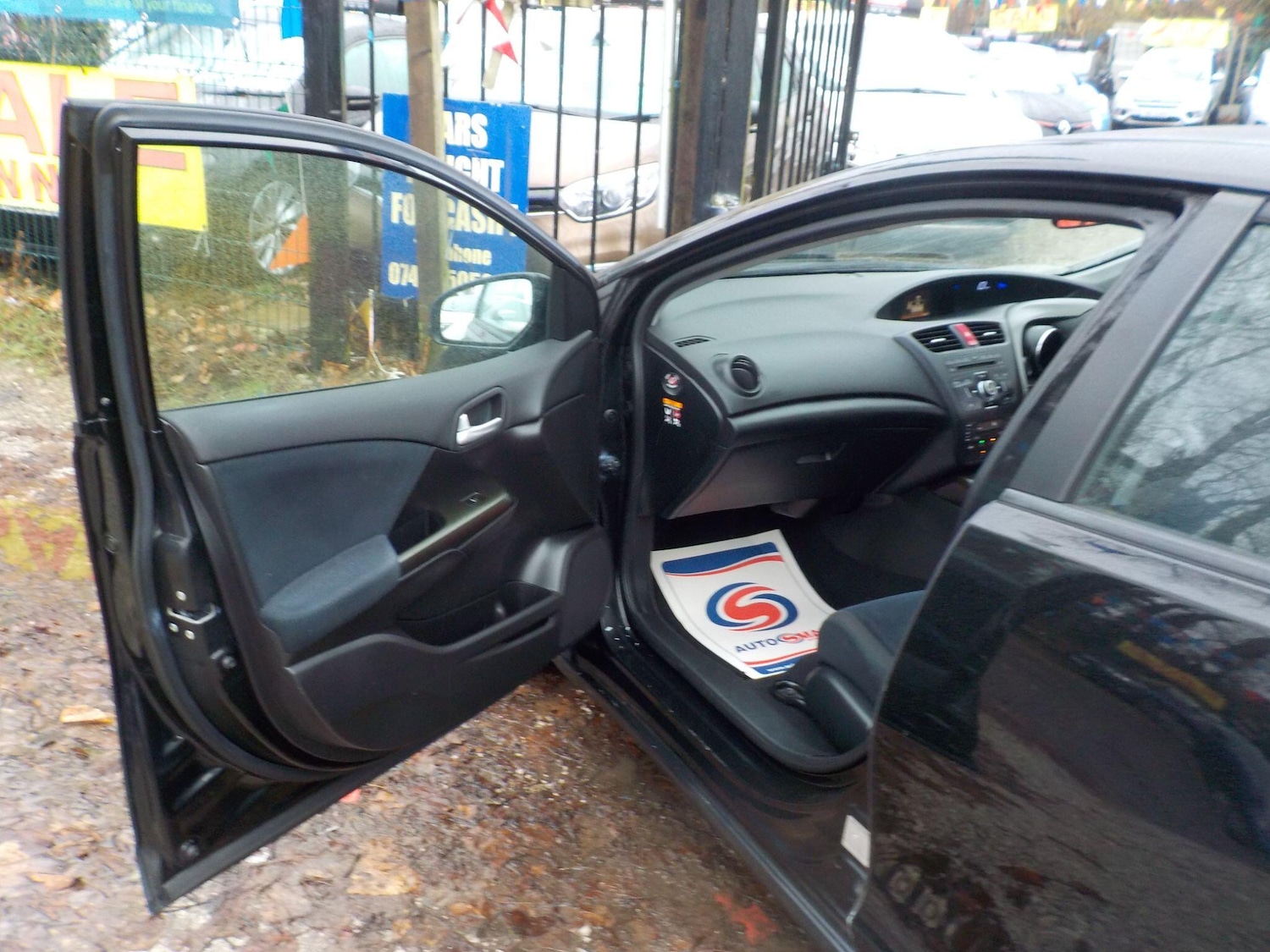 Used Honda Civic 2013 for sale - 76667090: Photo 27