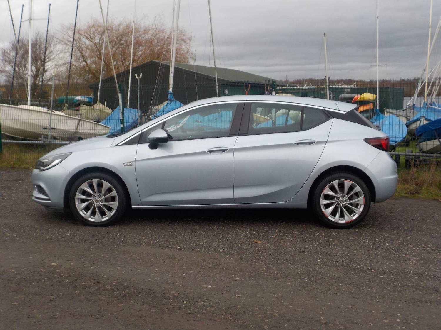 Used Vauxhall Astra 2016 for sale - 76728161: Photo 2