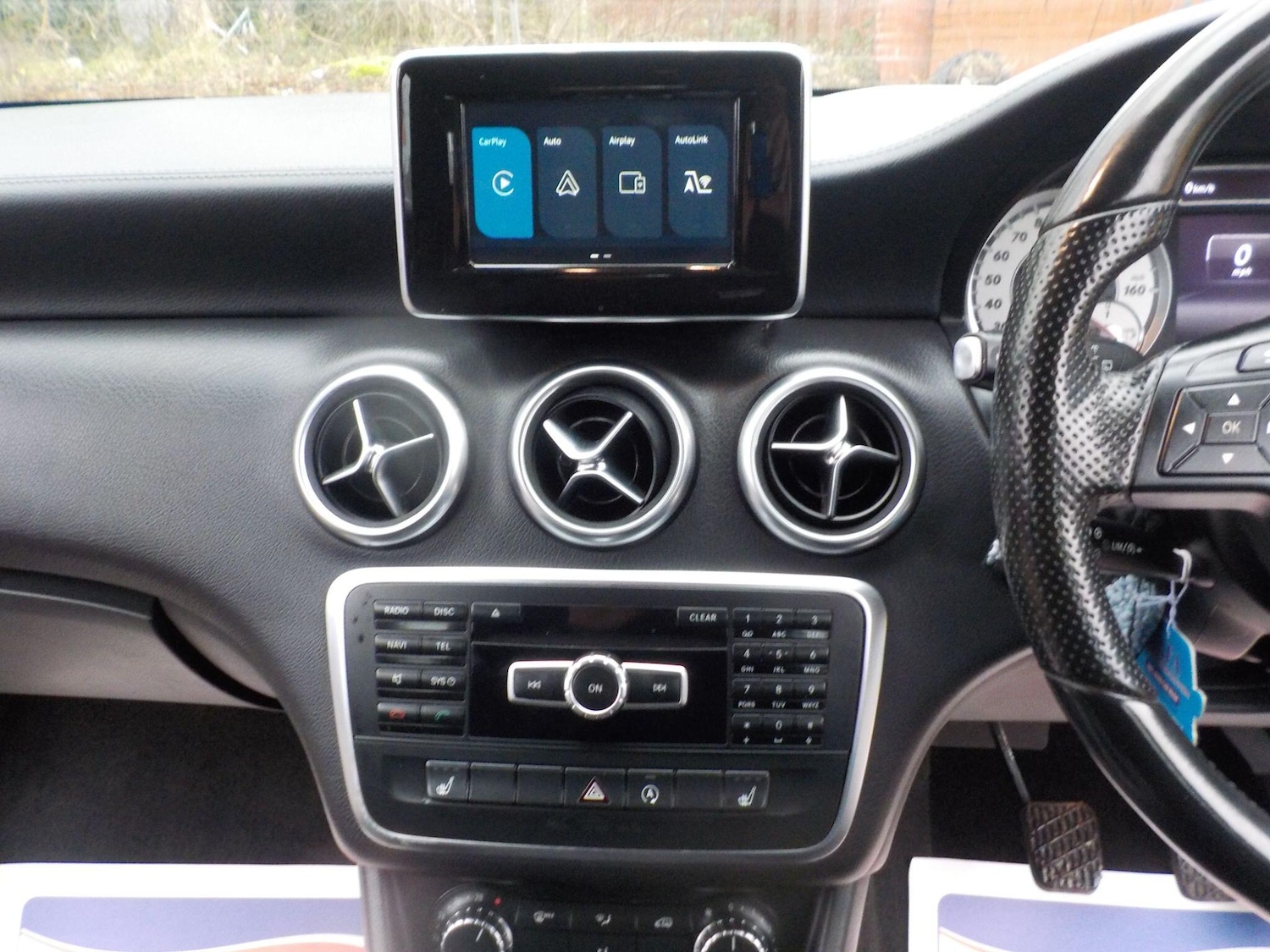 Used Mercedes-Benz A-Class 2015 for sale - 77156178: Photo 13