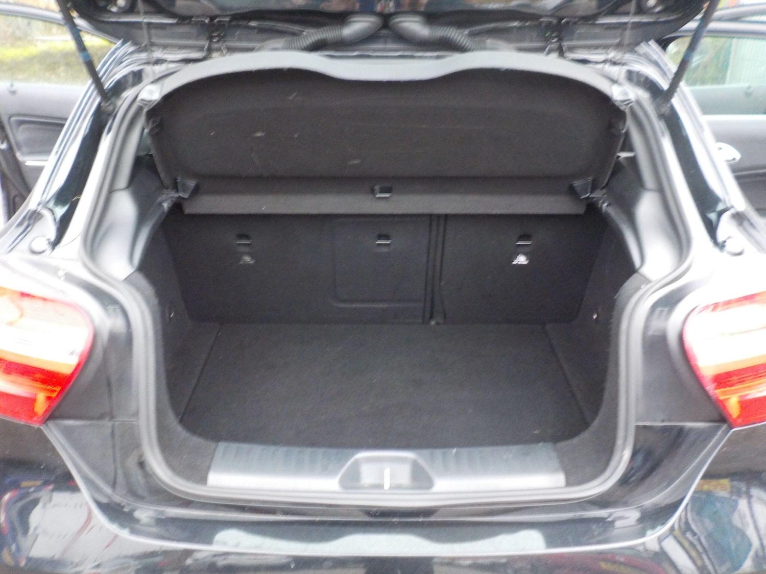 Used Mercedes-Benz A-Class 2015 for sale - 77156178: Photo 24