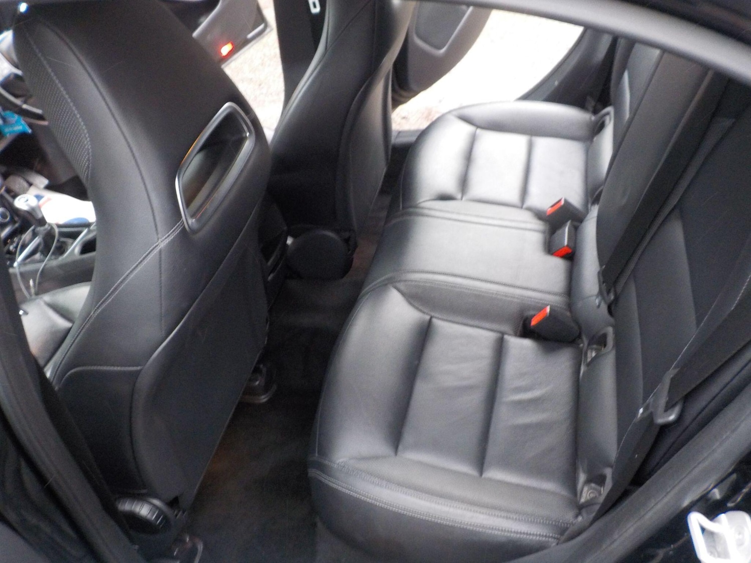 Used Mercedes-Benz A-Class 2015 for sale - 77156178: Photo 27