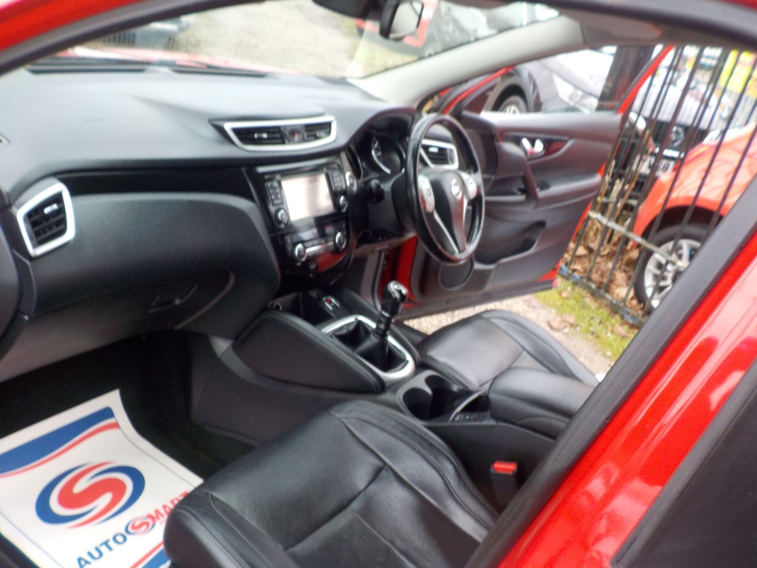 Used Nissan Qashqai for sale - 76727416: Photo 11