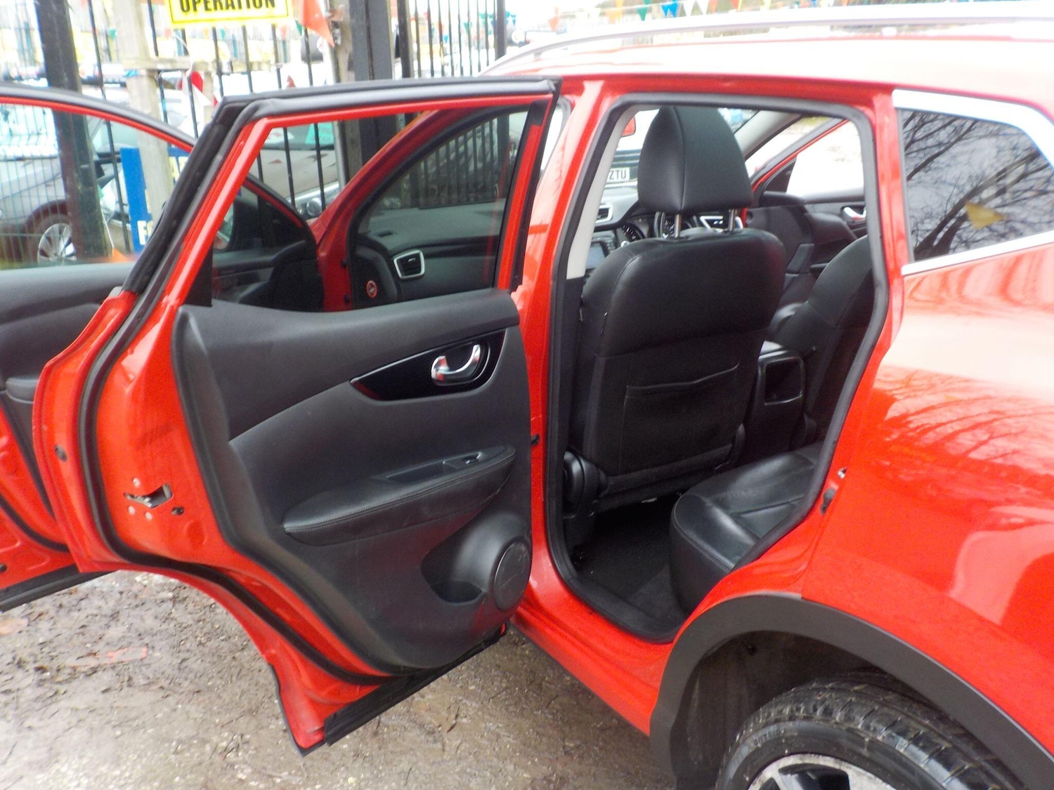 Used Nissan Qashqai for sale - 76727416: Photo 27