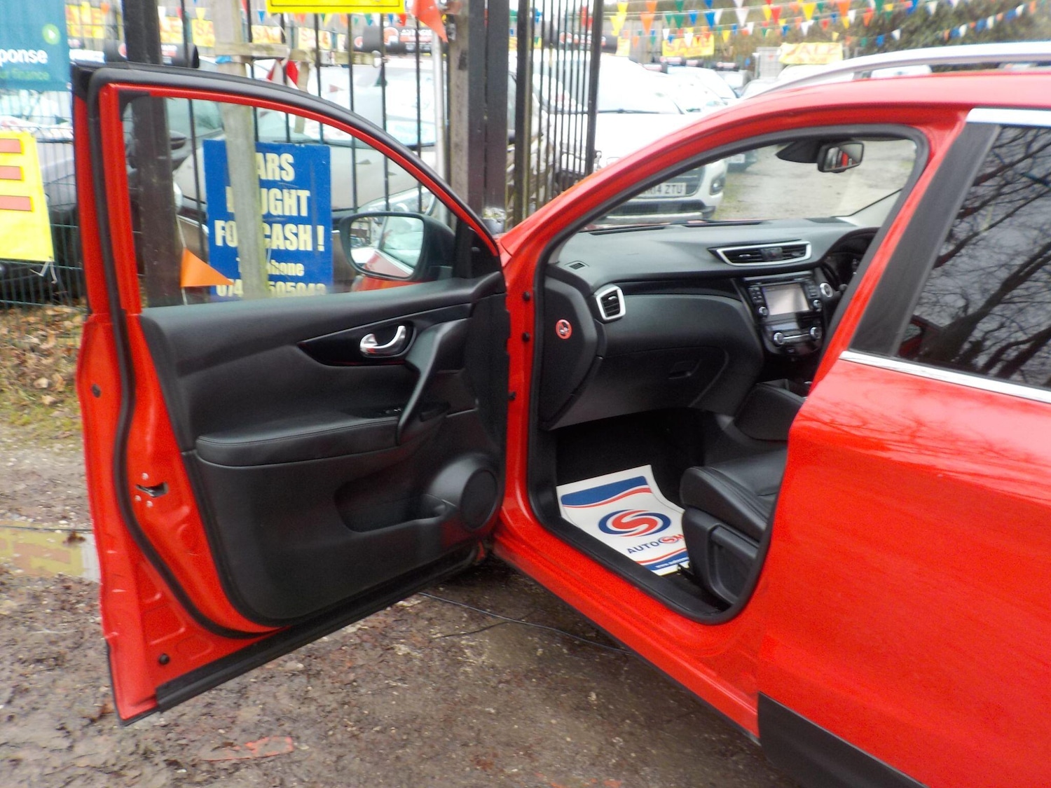 Used Nissan Qashqai for sale - 76727416: Photo 29