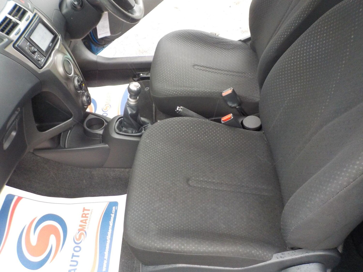 Used Toyota Yaris 2011 for sale - 77478980: Photo 24