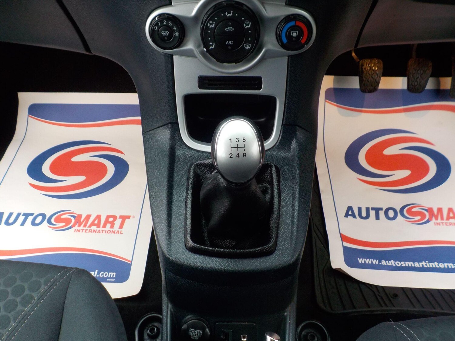 Used Ford Fiesta for sale - 77496557: Photo 15