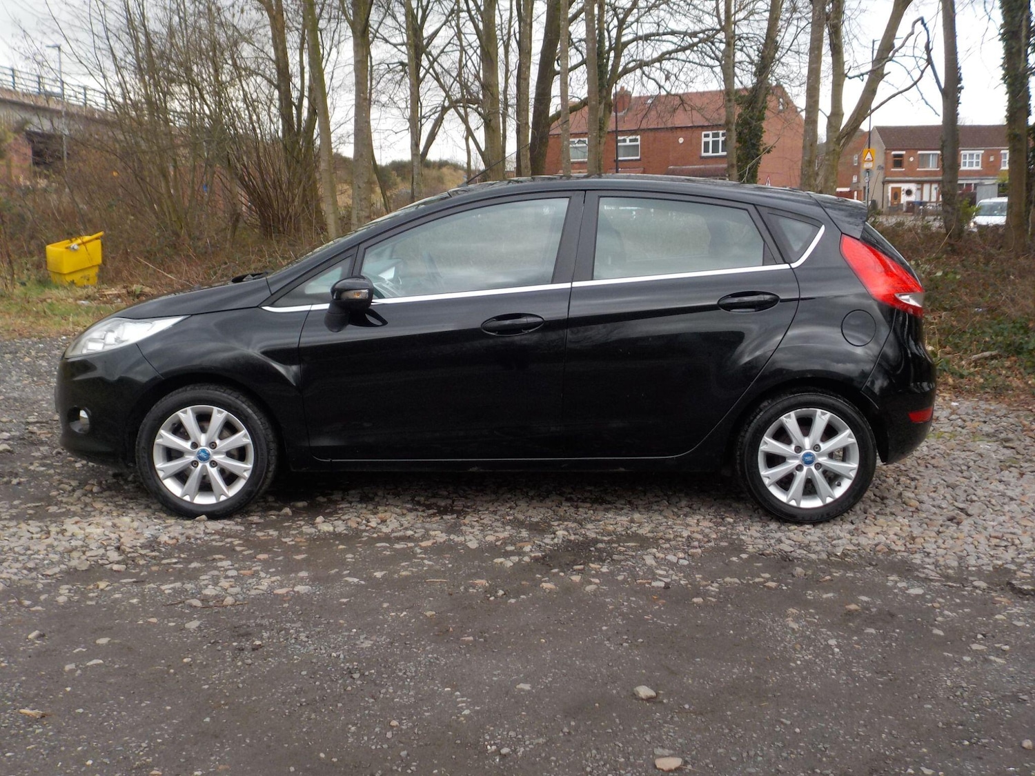Used Ford Fiesta for sale - 77496557: Photo 2