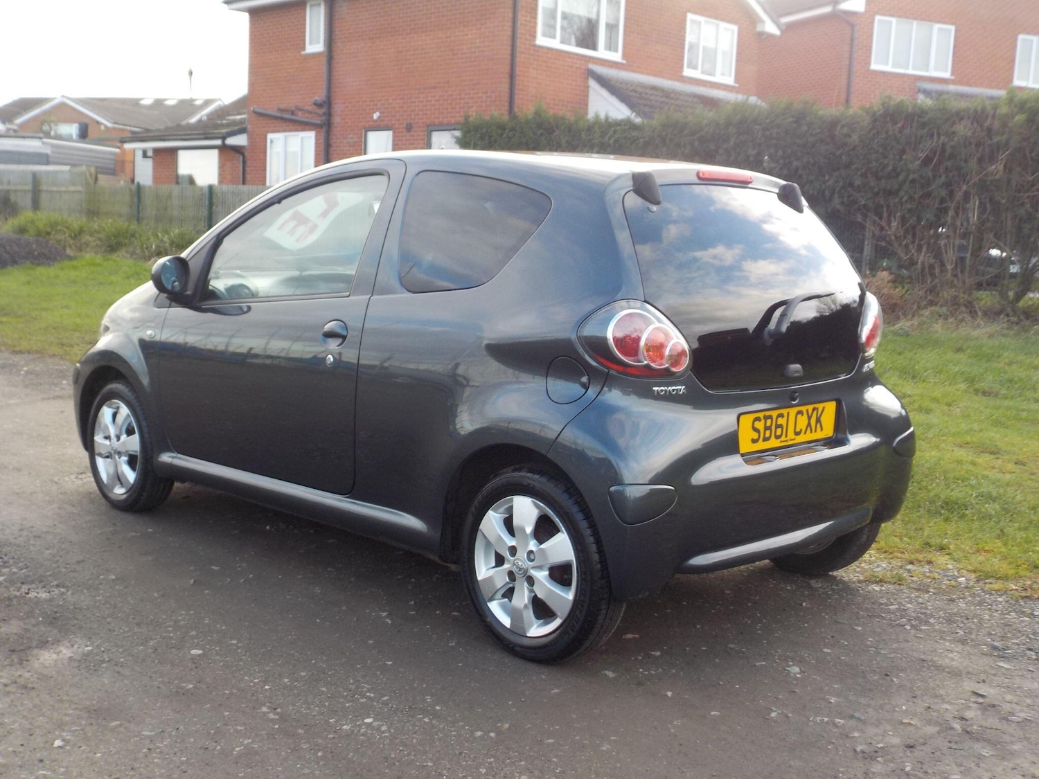 Used Toyota AYGO 2011 for sale - 77315402: Photo 3