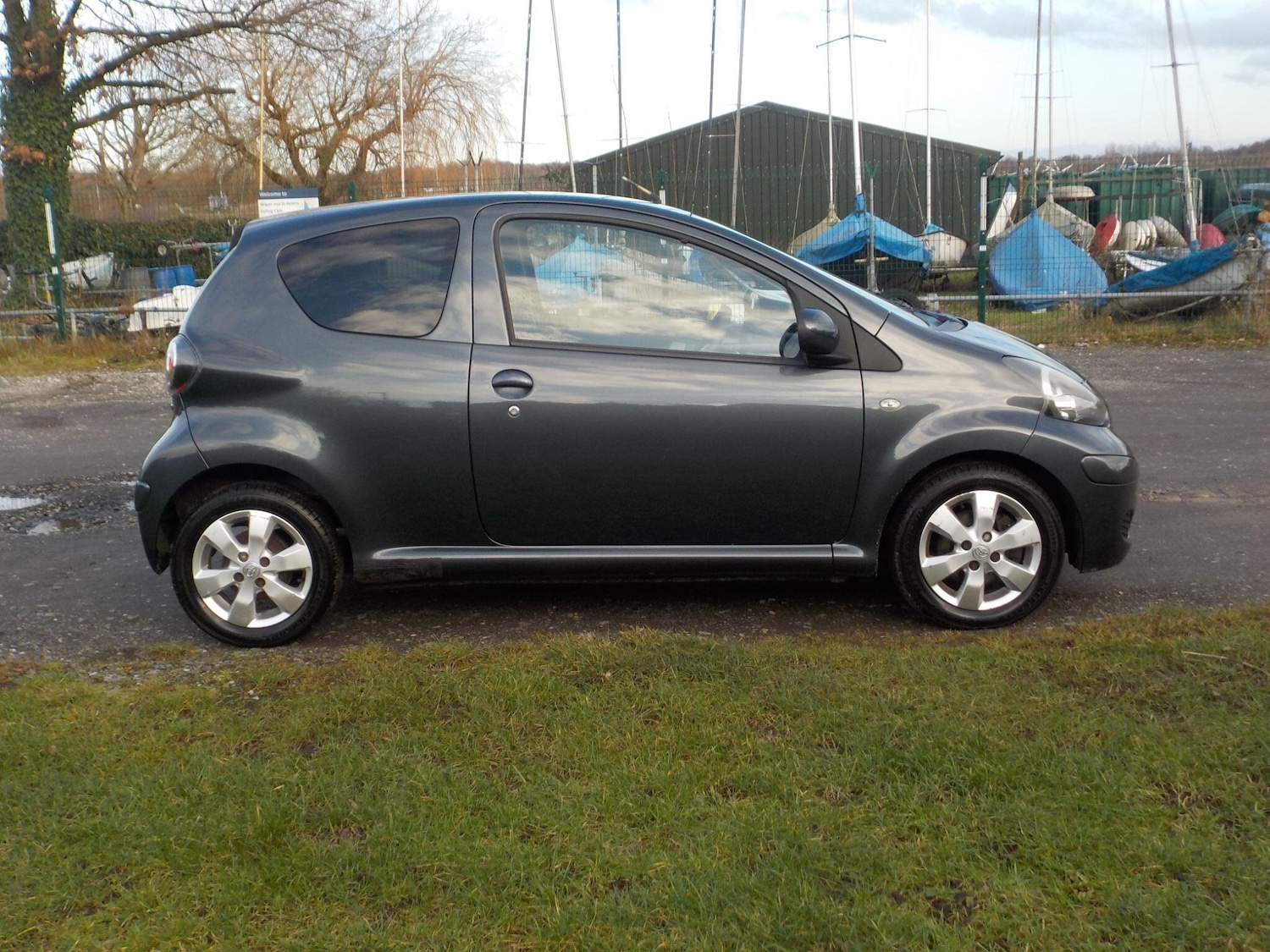 Used Toyota AYGO 2011 for sale - 77315402: Photo 6