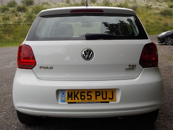 Used Volkswagen Polo 2015 for sale - 76988426: Photo