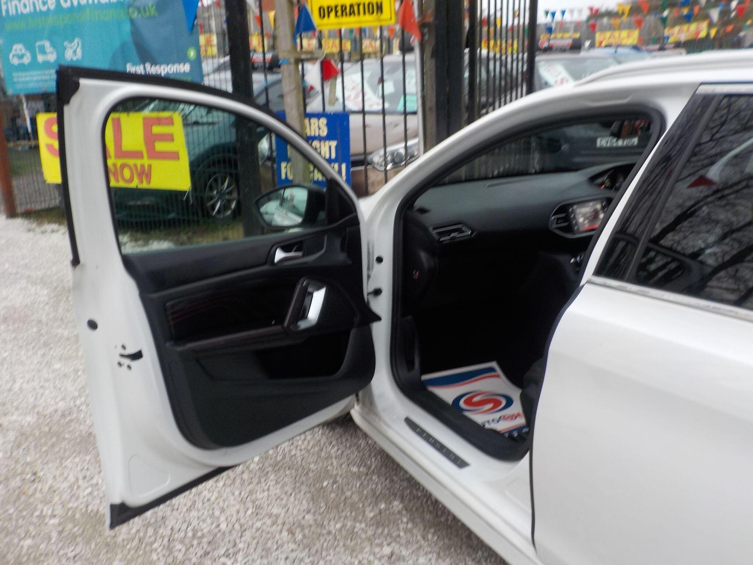 Used Peugeot 308 2016 for sale - 77839779: Photo 26