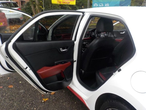 Used Kia Rio 2018 for sale - 76174616: Photo 26