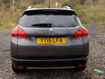 Used Peugeot 2008 2015 for sale - 77156123: Photo