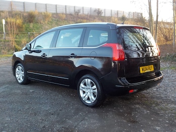 Used Peugeot 5008 2014 for sale - 77982705: Photo