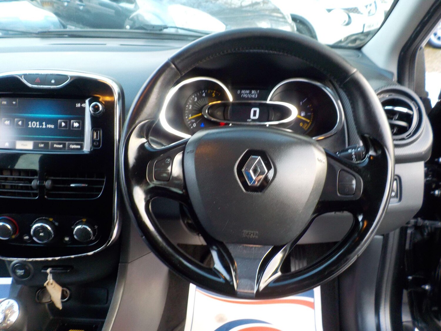 Used Renault Clio for sale - 78086969: Photo 14
