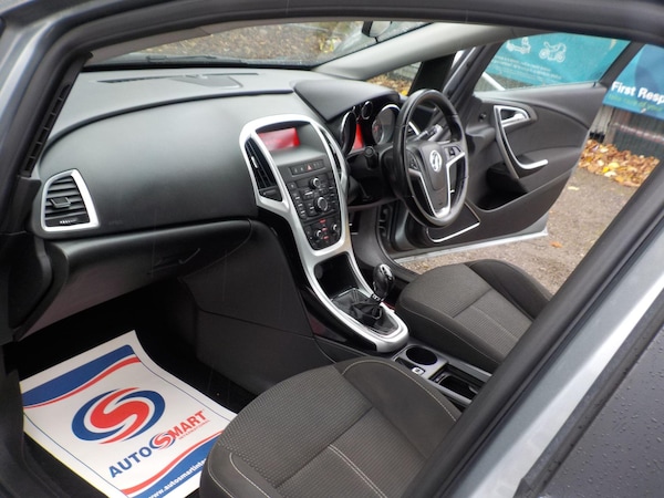 Used Vauxhall Astra 2012 for sale - 76179479: Photo 11