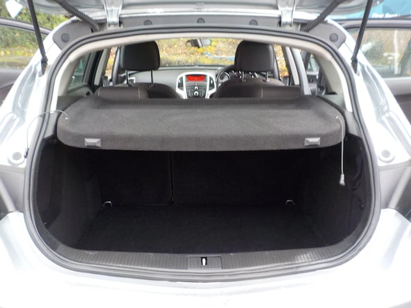 Used Vauxhall Astra 2012 for sale - 76179479: Photo 21