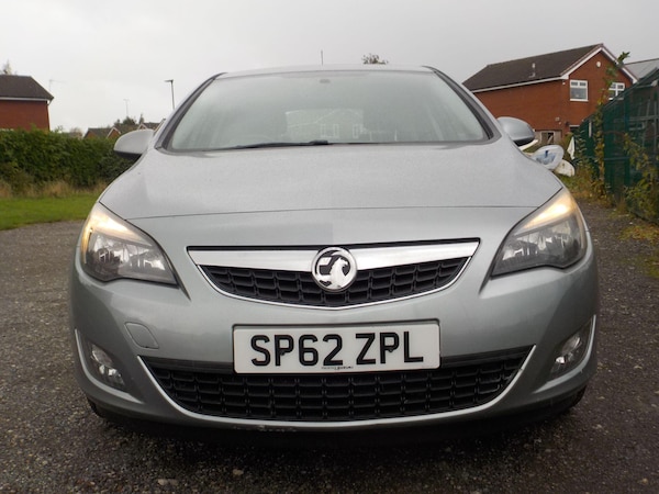 Used Vauxhall Astra 2012 for sale - 76179479: Photo 8