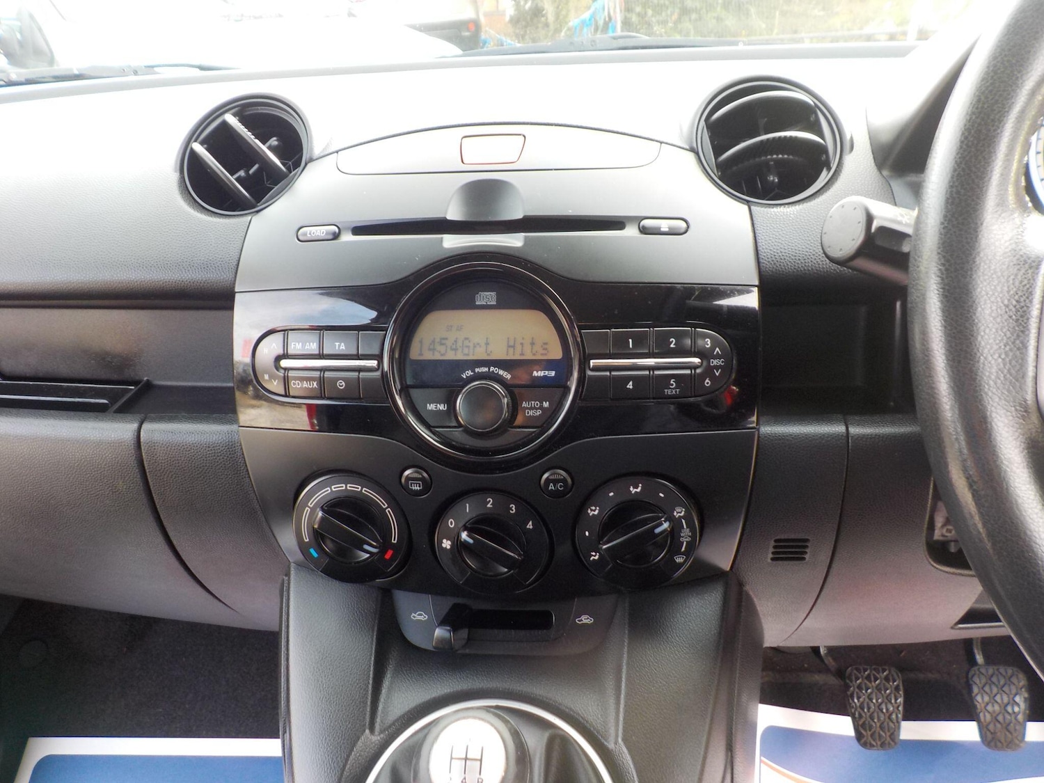 Used Mazda Mazda2 2012 for sale - 78034556: Photo 13