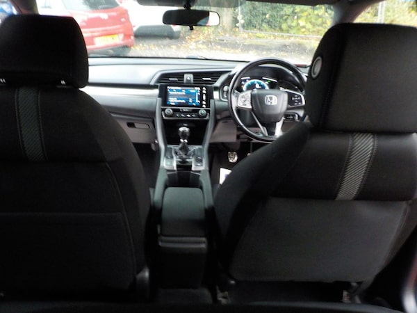 Used Honda Civic 2018 for sale - 76238948: Photo 26