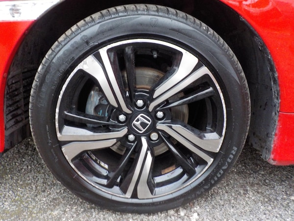 Used Honda Civic 2018 for sale - 76238948: Photo 32