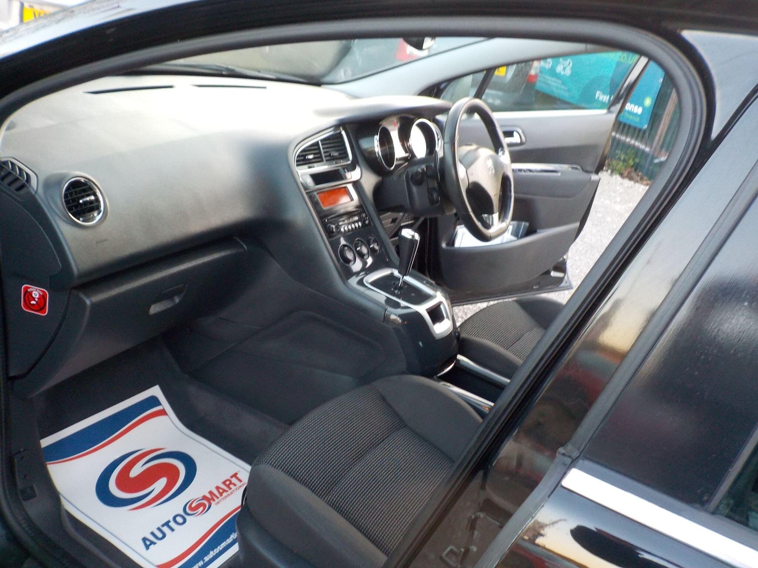 Used Peugeot 5008 2014 for sale - 77738678: Photo 11