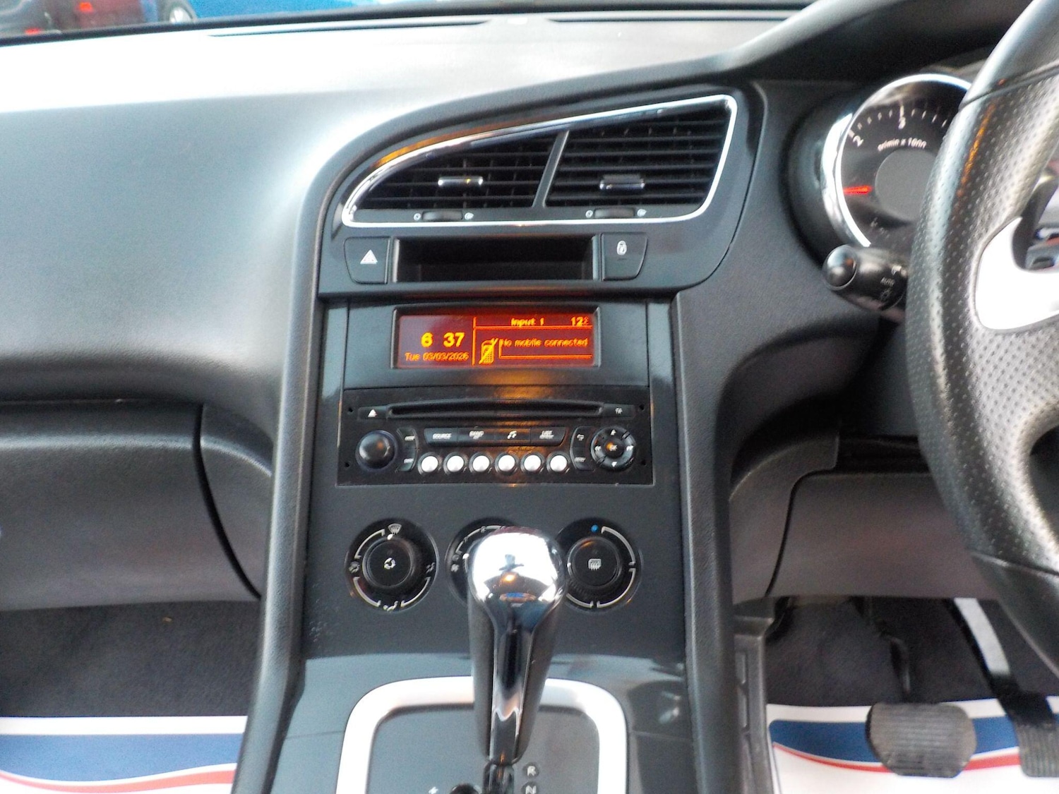 Used Peugeot 5008 2014 for sale - 77738678: Photo 13