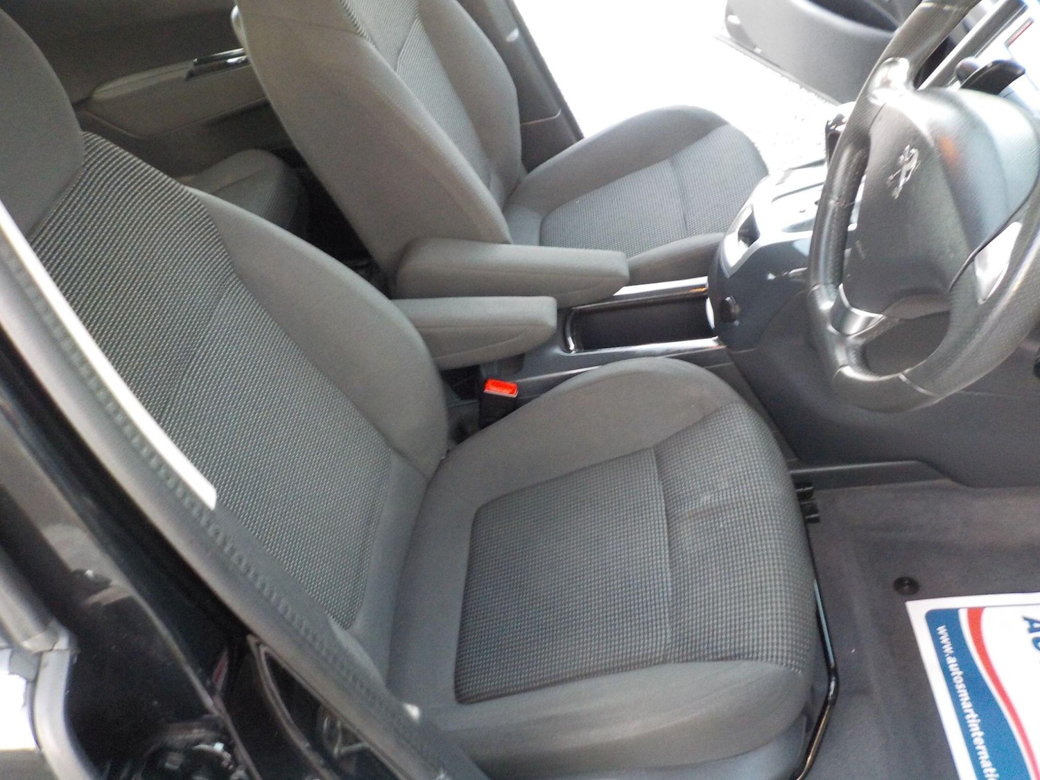 Used Peugeot 5008 2014 for sale - 77738678: Photo 19