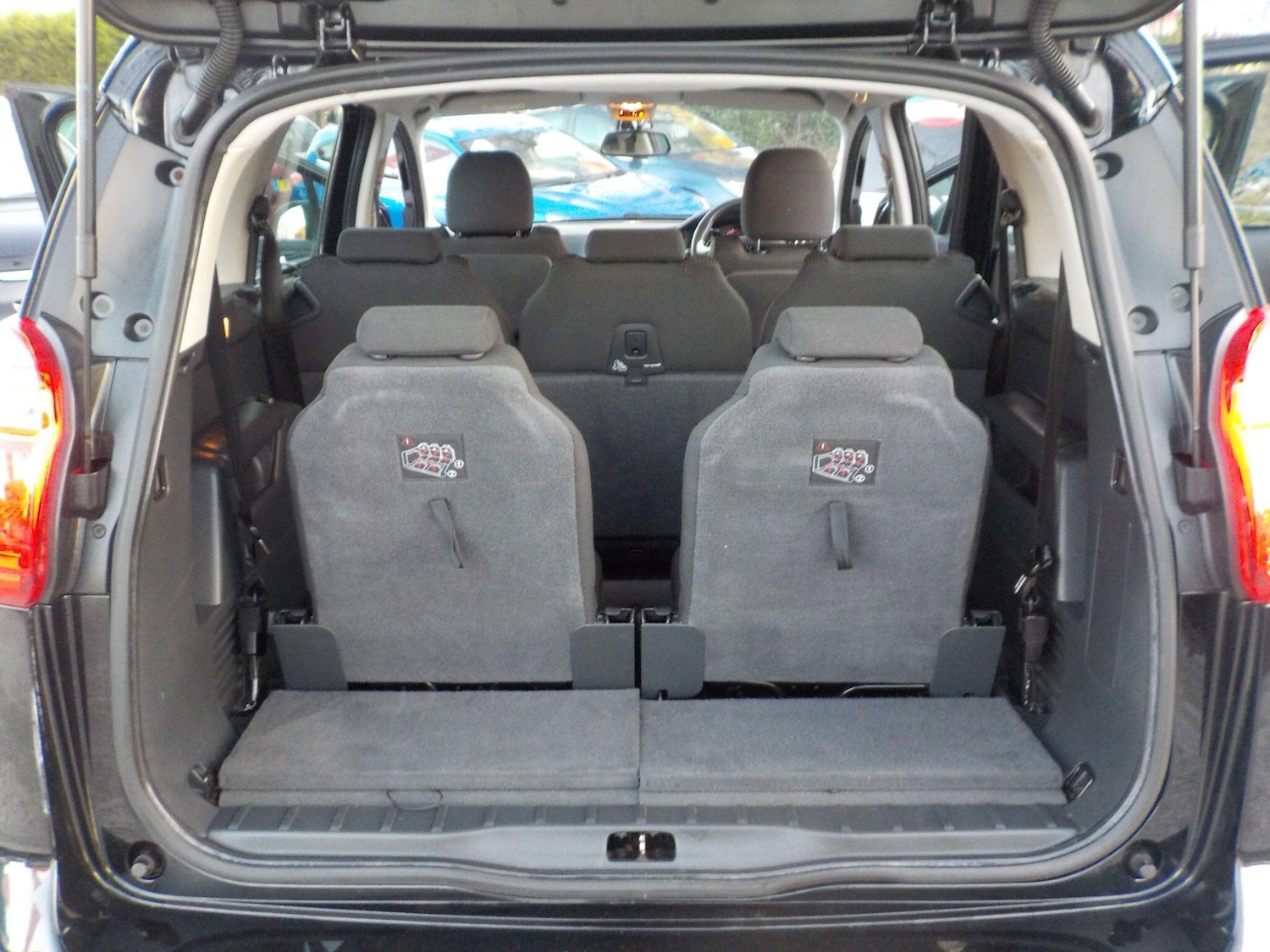 Used Peugeot 5008 2014 for sale - 77738678: Photo 24