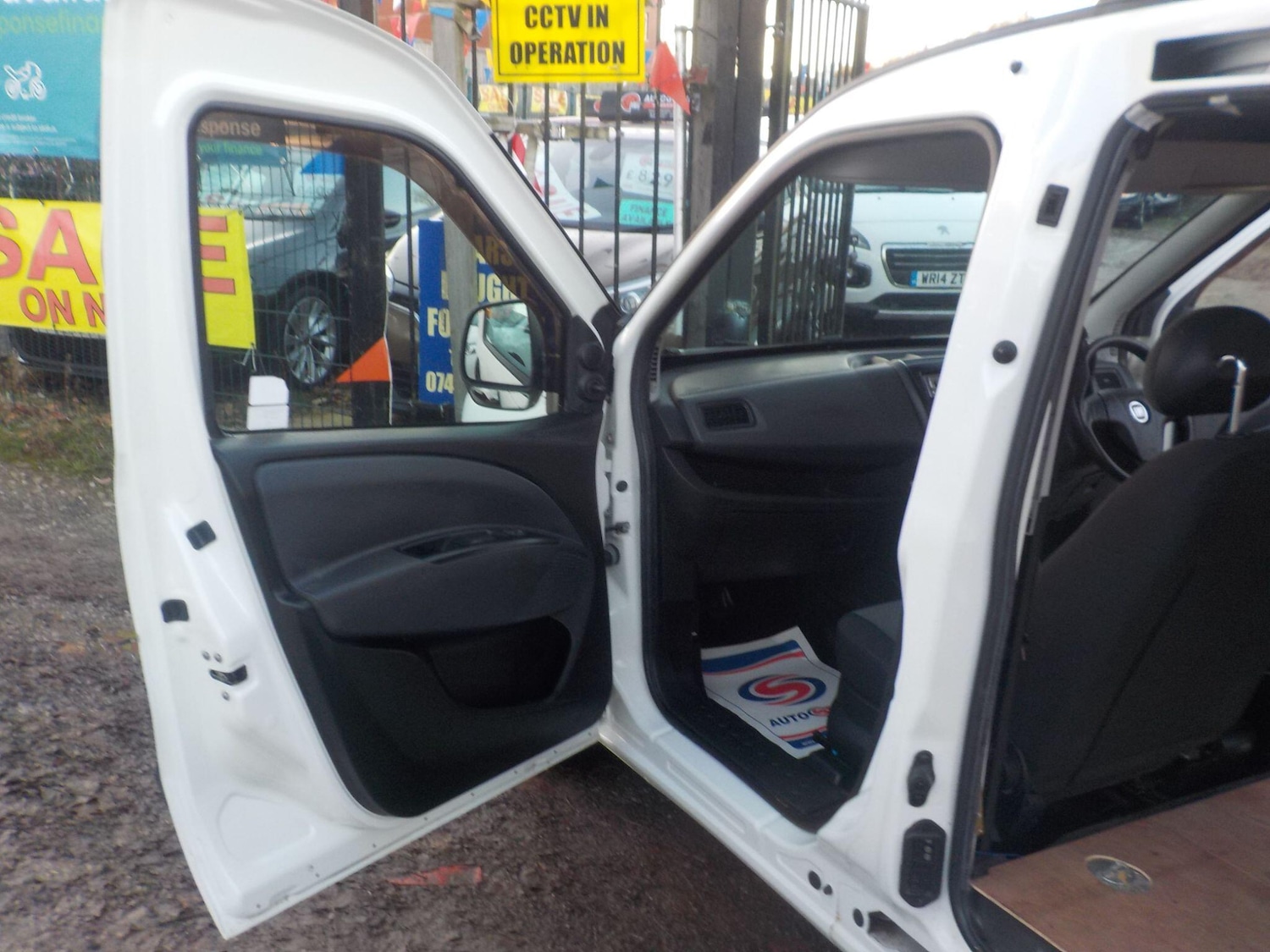 Used Fiat Doblo 2012 for sale - 76701638: Photo 17