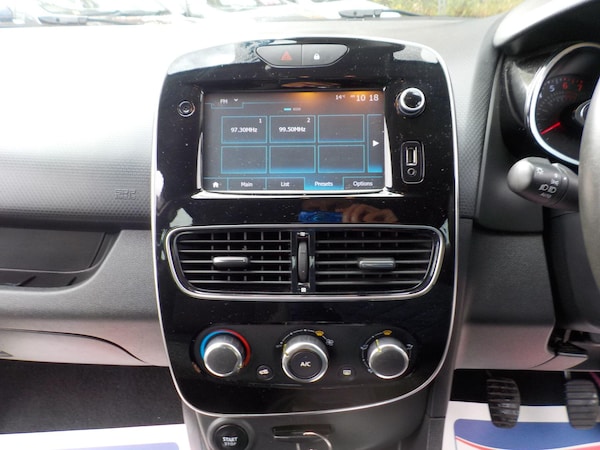 Used Renault Clio 2018 for sale - 76227825: Photo 13