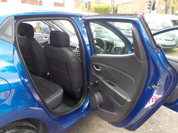 Used Renault Clio 2018 for sale - 76227825: Photo 20