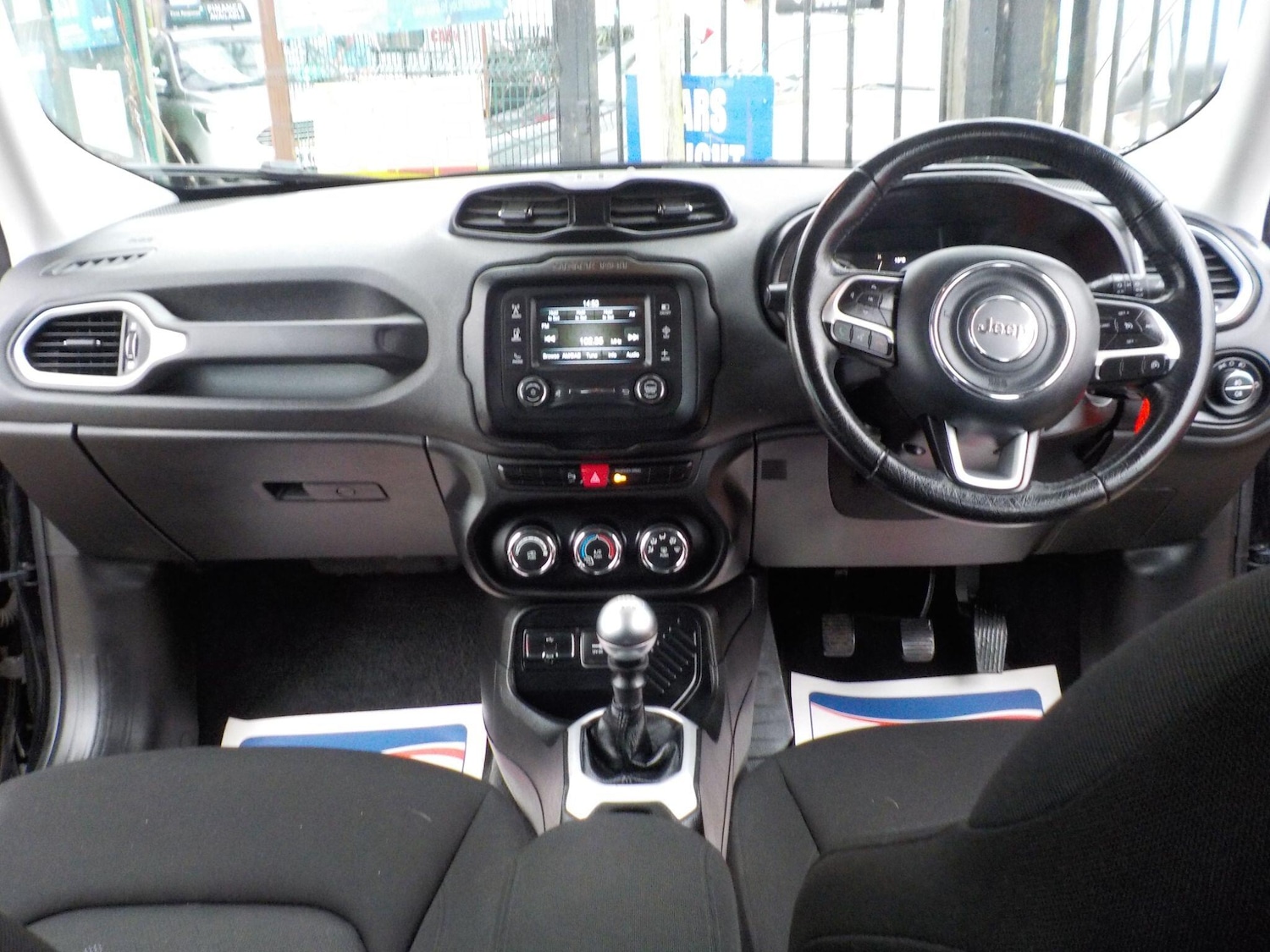 Used Jeep Renegade 2015 for sale - 76498732: Photo 12