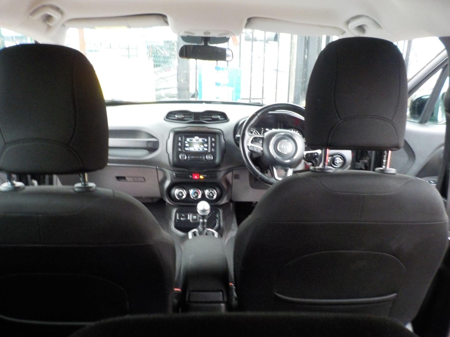 Used Jeep Renegade 2015 for sale - 76498732: Photo 25