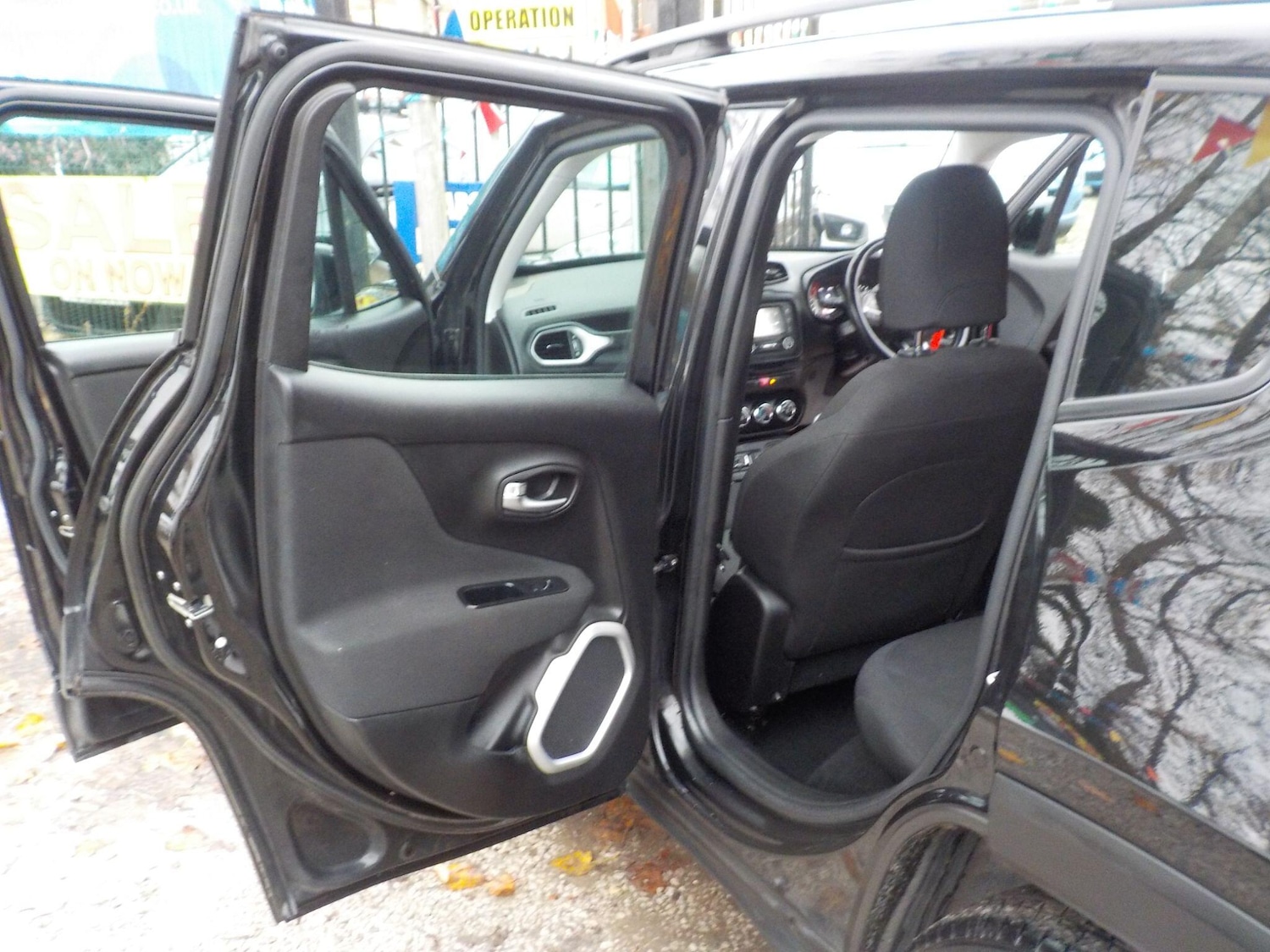 Used Jeep Renegade 2015 for sale - 76498732: Photo 27