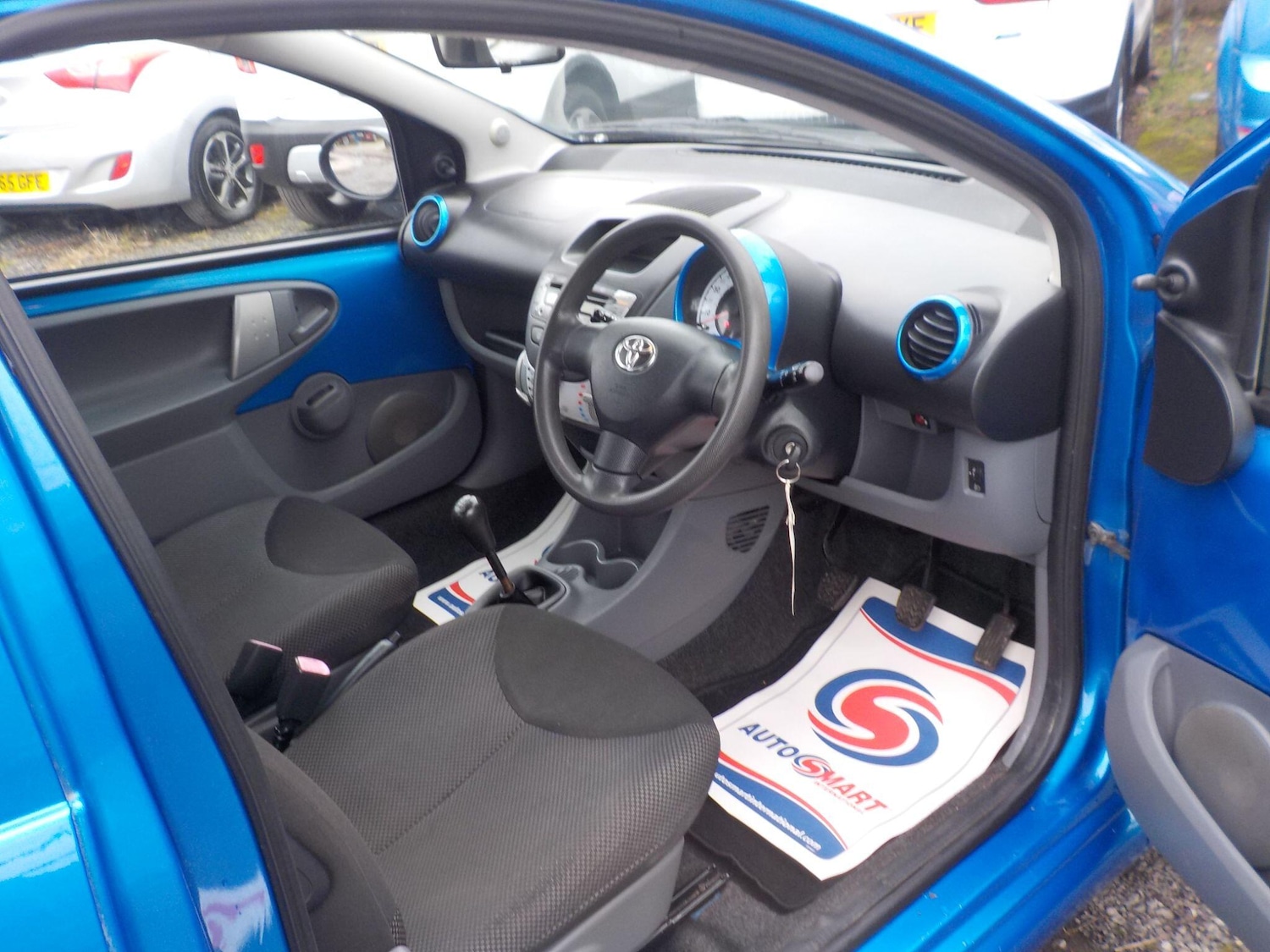 Used Toyota AYGO 2010 for sale - 77411019: Photo 10