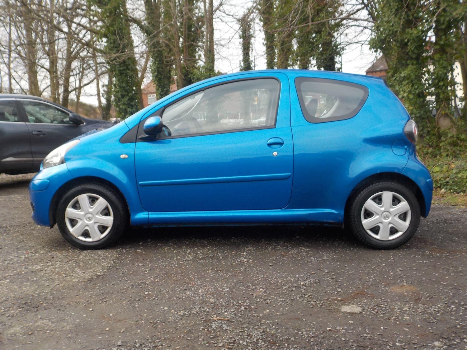 Used Toyota AYGO 2010 for sale - 77411019: Photo 2