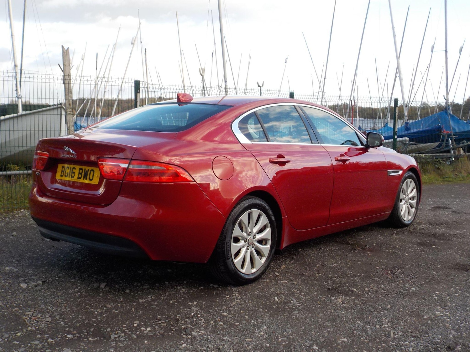 Used Jaguar XE 2016 for sale - 76398948: Photo 5