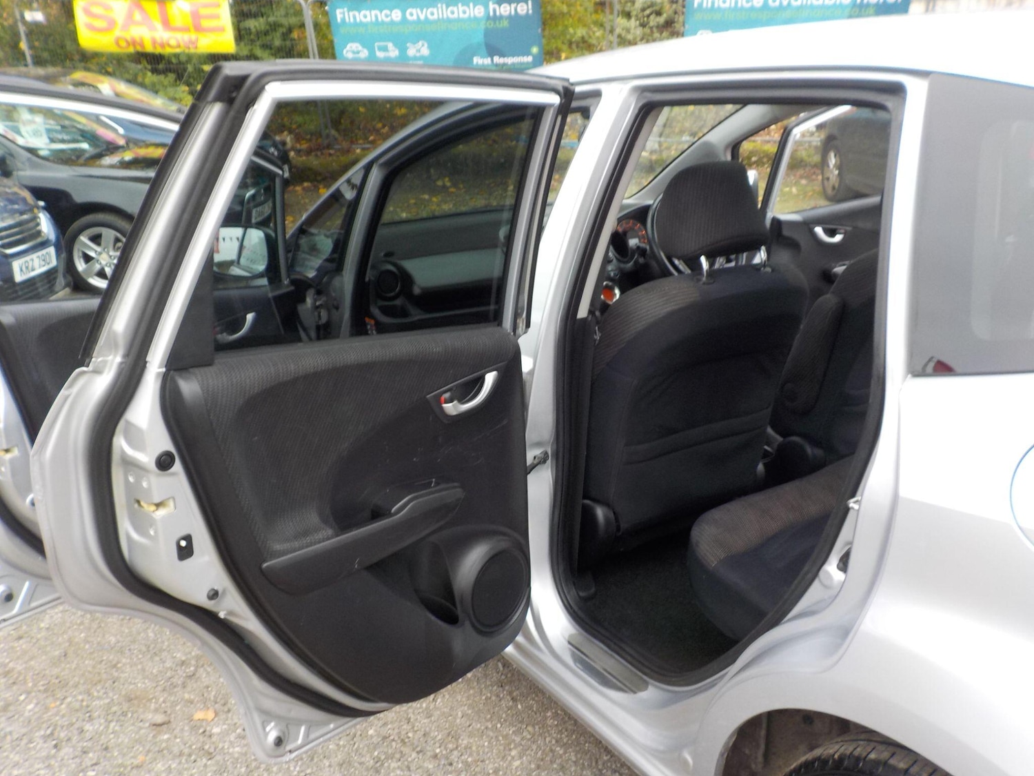 Used Honda Jazz 2014 for sale - 76990951: Photo 25