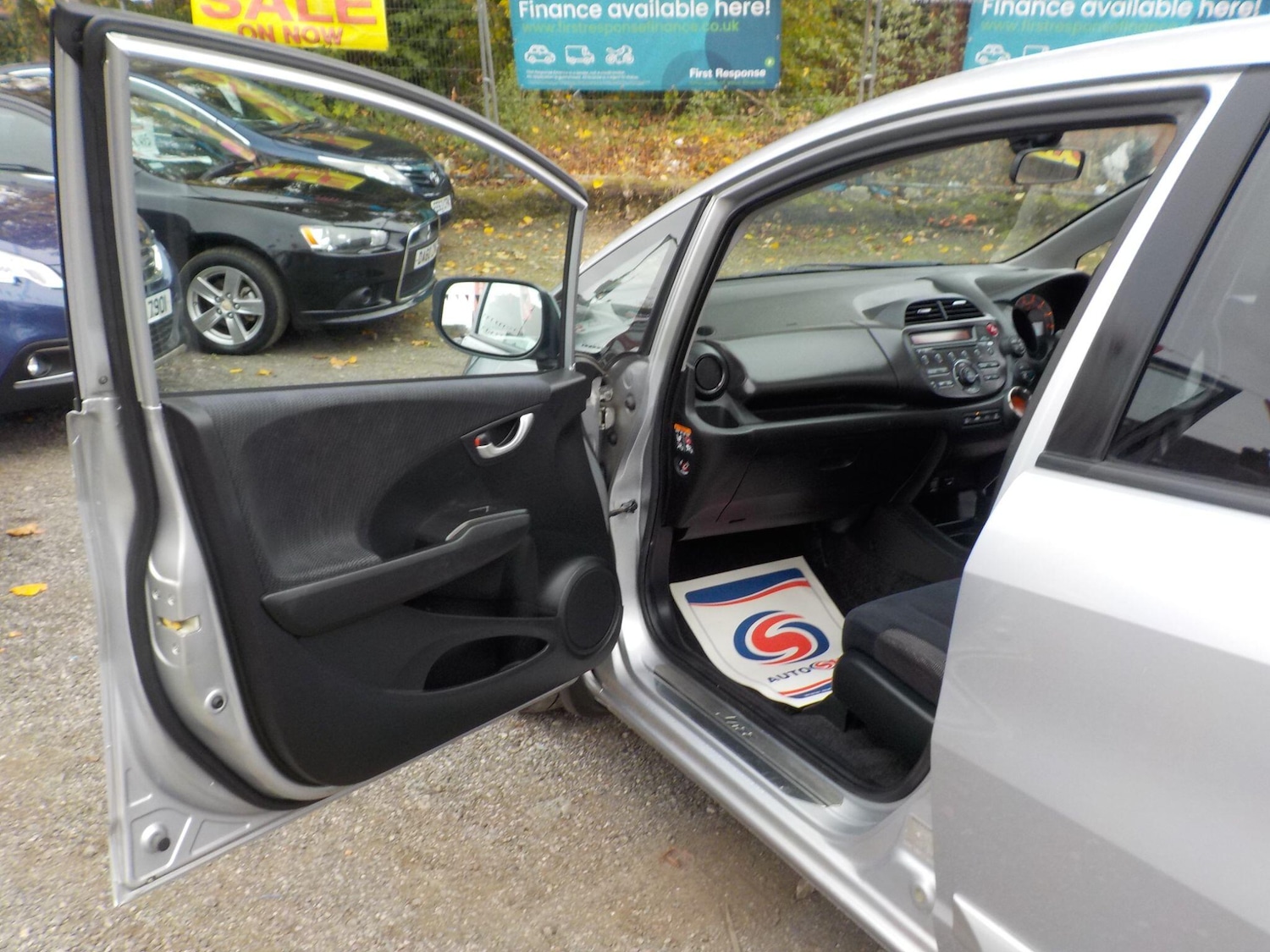 Used Honda Jazz 2014 for sale - 76990951: Photo 27