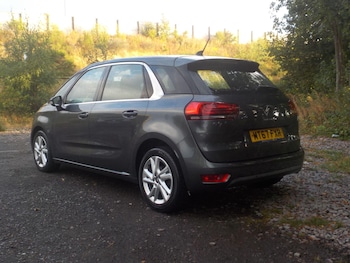 Used Citroen C4 Picasso 2017 for sale - 79426180: Photo